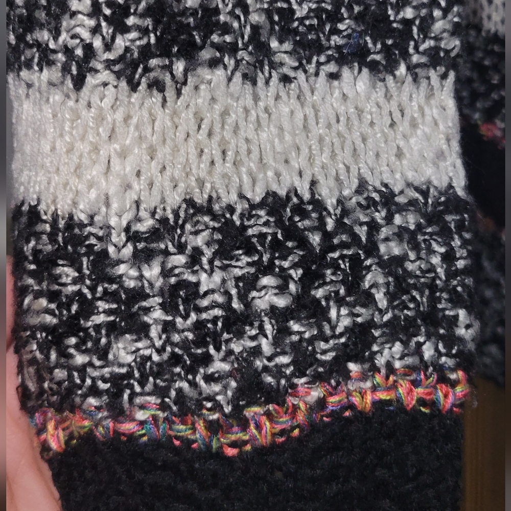 Cardigan - Picture 3 of 4